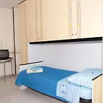 S Bed and Breakfast *