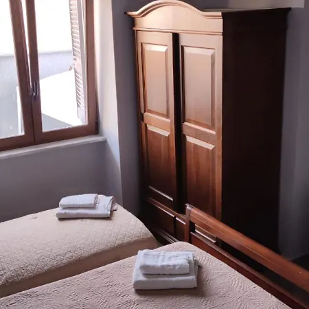 S ベッド・アンド・ブレックファスト *